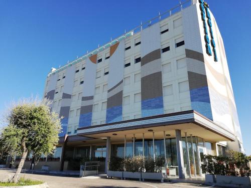 Barion Hotel & Congressi