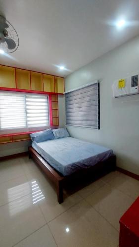 Uncle Mark's 2 bedroom flat