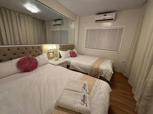 Japanese home in Laloma Qc near chinese Gen