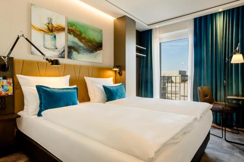 Motel One Köln-Waidmarkt