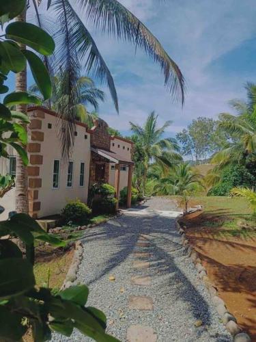 Staycation Bungalow at a Mountain Farm in Bataan