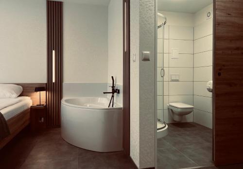 Plonia Hotel