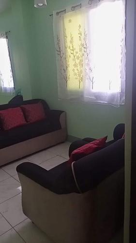 Lopez Jaena Guest House