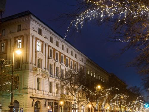 Hotel Moments Budapest