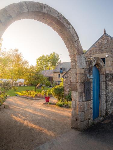 Le Manoir Des Portes