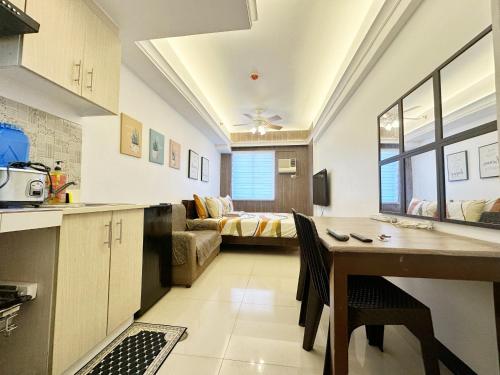 King Bed Suite at Pine Crest #T3-439 near Mall