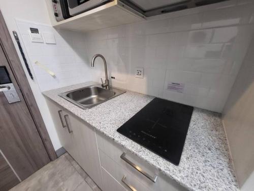 Sheryll Escapes - 1109, Phase 2 La Grande, breezy, hotel amenities