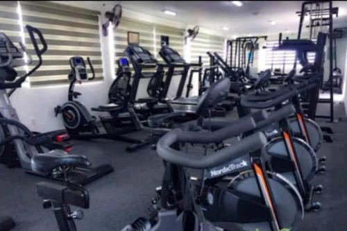 Sheryll Escapes - 1109, Phase 2 La Grande, breezy, hotel amenities