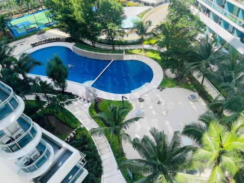 KYH STAYCATION 2BR by Azure Residences Near Airport