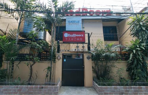 RedDoorz near PNR Espana Station