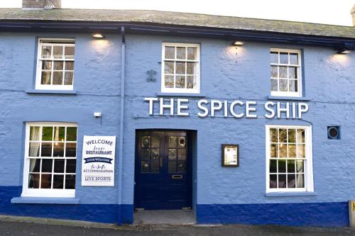 The Spiceship Inn