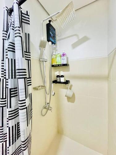 SM 4 Simple & Spacious