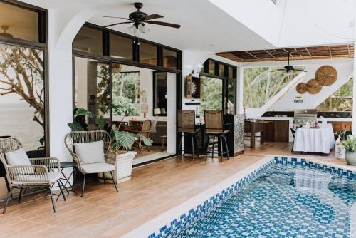 The French Villa-Santander Cebu