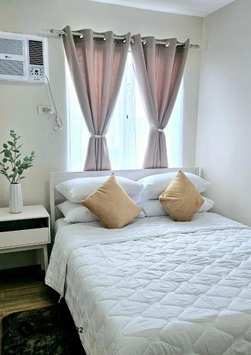 Marina Oasis Two Bed Room Condo Unit