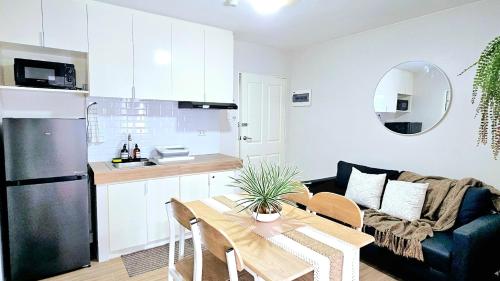 Marina Oasis Two Bed Room Condo Unit