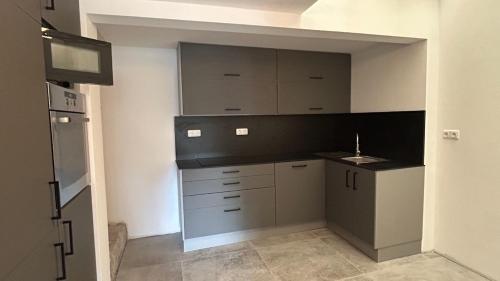 Helfant Luxembourg Standard Double Room 4