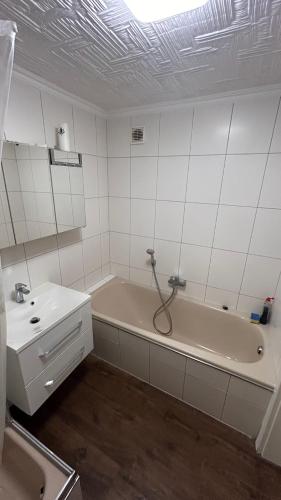 Helfant Luxembourg Standard Double Room 4