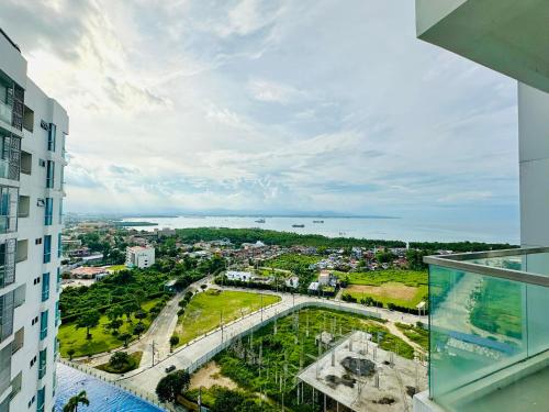 Soothing Seaview Units in Mactan Newtown