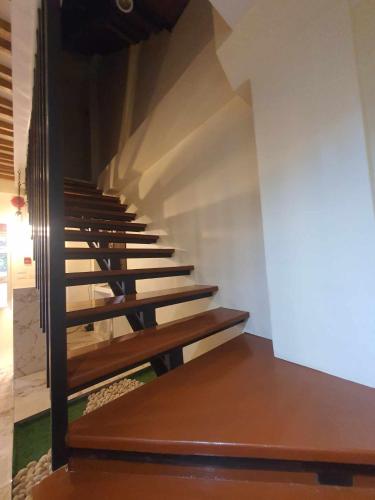 JMC4 Bunks near Alona Beach Bohol