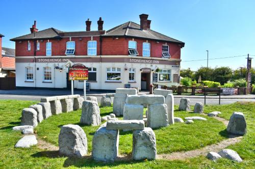 The Stonehenge Inn & Carvery