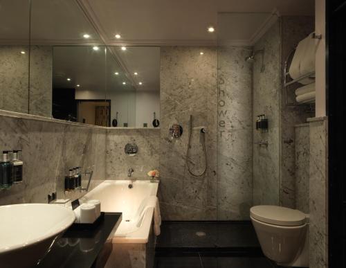 The May Fair, A Radisson Collection Hotel