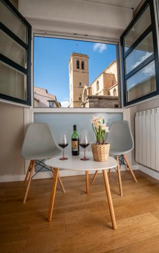 Santiago Tower Aire Ac casco antiguo By Apartamentos Logrono
