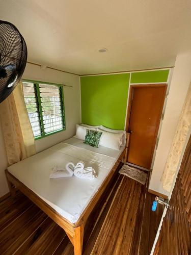 BFF Backpacker's Inn