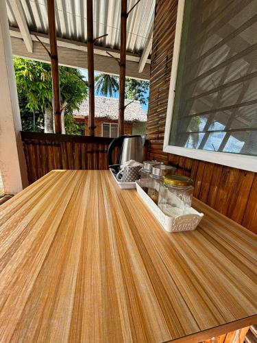 BFF Backpacker's Inn