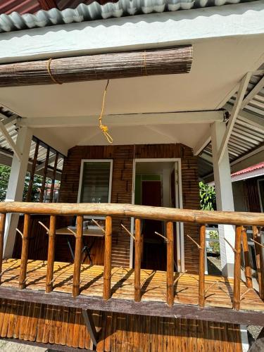 BFF Backpacker's Inn