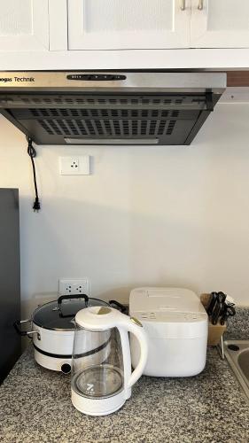 3BR Stylish Condo Serenity Awaits