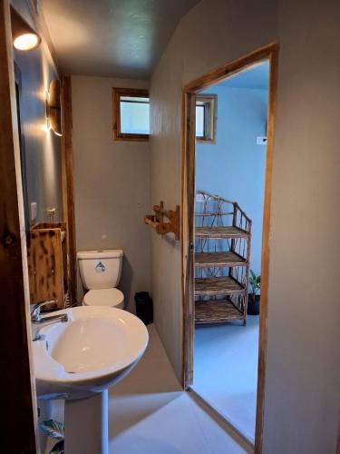 Mountain view house with AC El Nido corong corong