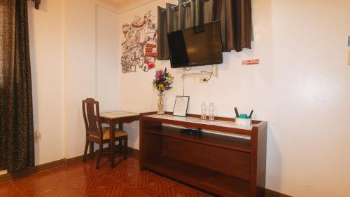 RedDoorz @ Tamarind Street Angeles City