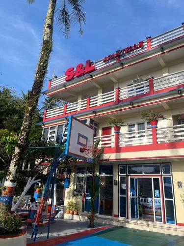 S&l Apartelle Daraga Albay by Reddoorz