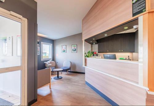 B&B HOTEL Strasbourg Aéroport