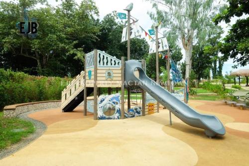 Mactan Condotel Seaview