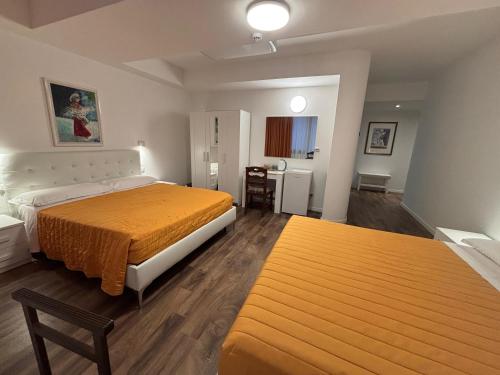 Victoria Hotels Royal Garden