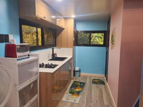 Entire Loft House Patio & Garden, Belle's Homestay