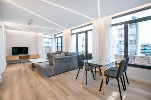 Porto Pireo by SuperHost365 Leosthenous