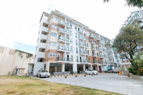 The Alpina Heights by RedDoorz