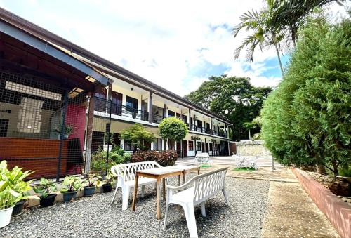 Oyo 576 Diakopes Inn