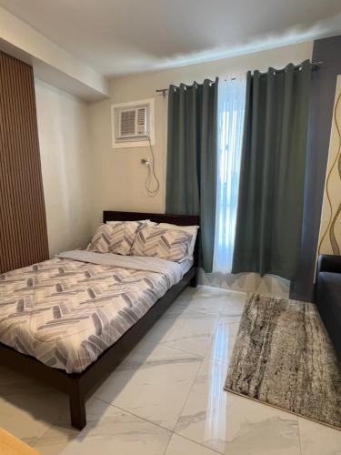 City Stay Studio near Cebu Uptown Pool Netflix Fast Wifi