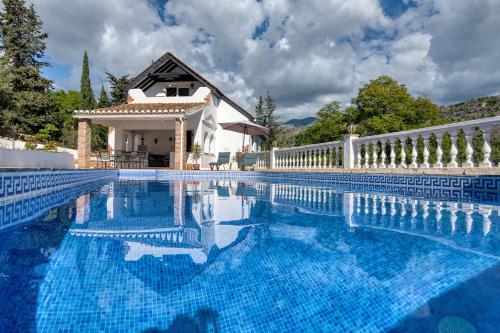 Villa Morera Bed & Breakfast