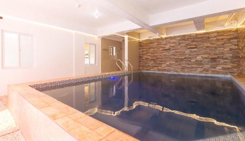 RedDoorz Plus near Tambo Paranaque