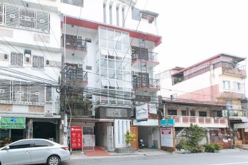RedDoorz near Mckinley Hill Taguig City