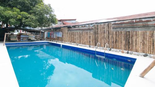 D’Builders Rooms by OYO Rooms