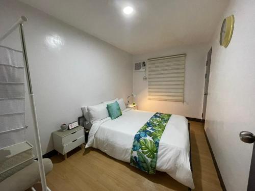 Pet-friendly 1BR Condo Unit in Imus with Wifi Netflix -Min 2 nights