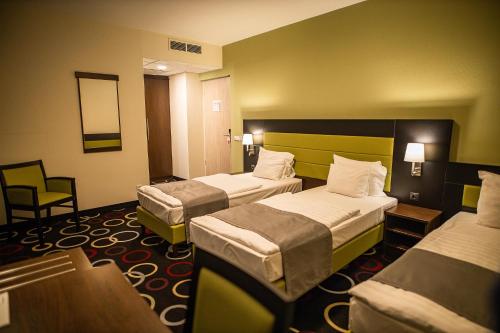 Garden Hotel Wellness Es Konferencia