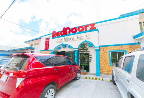 RedDoorz Near Walking Street Angeles City