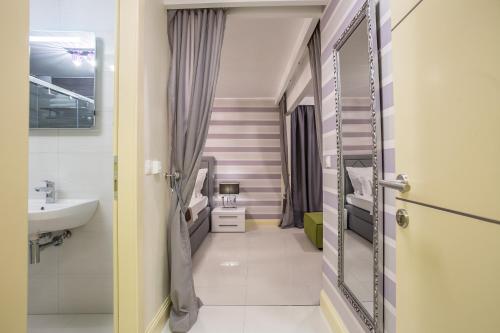 Benedict Luxury Rooms