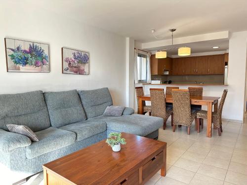 Agi Torre Quimeta Apartments